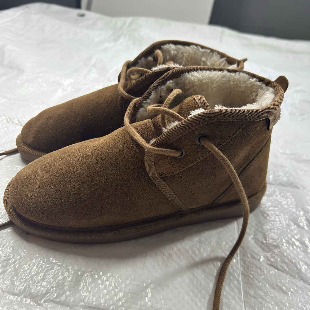 Minnetonka Kids Suede Faux Fur Lined Lace-Up Ankle Boots Chestnut Tan Size 4